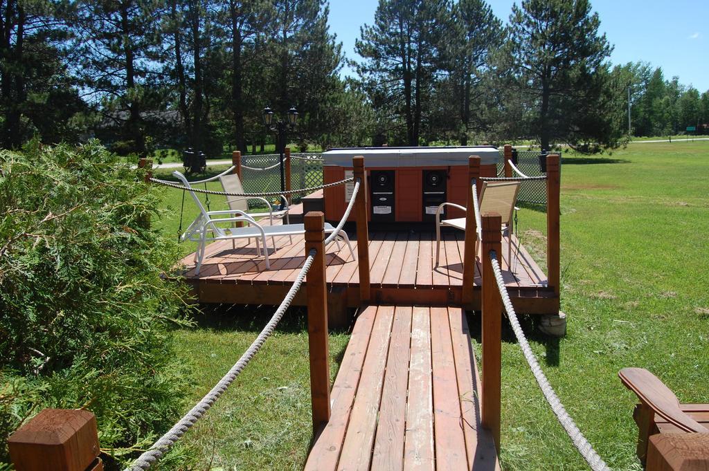 Auberge Godard Nominingue Exterior foto