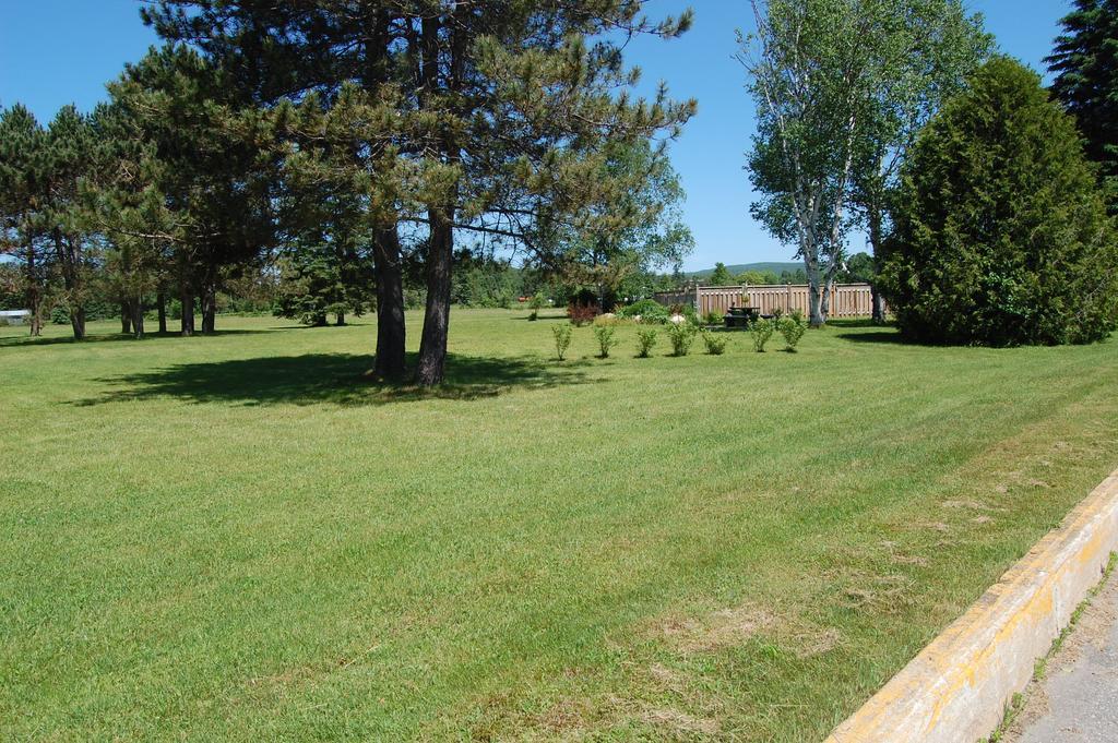 Auberge Godard Nominingue Exterior foto
