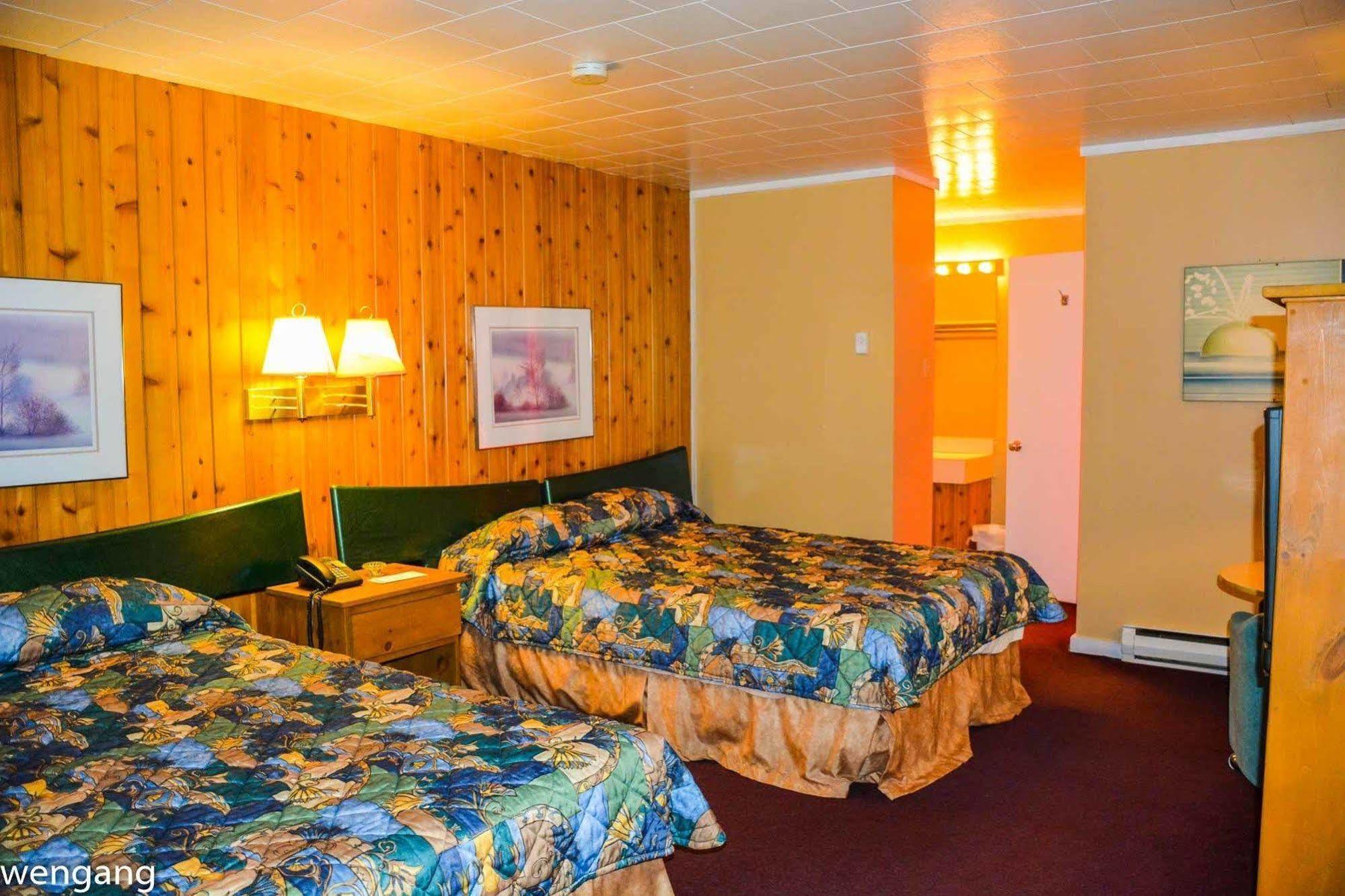 Auberge Godard Nominingue Exterior foto
